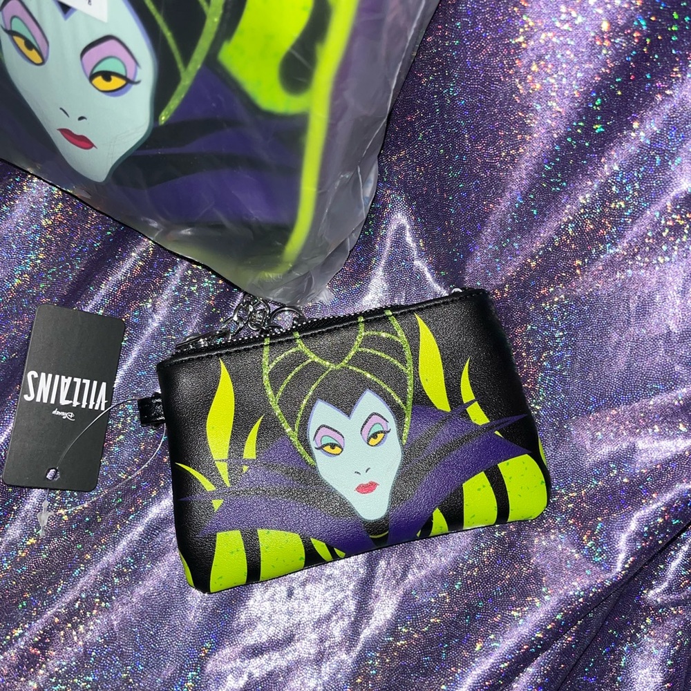 Disney Villians Malificent Crossbody Set - Picture 3 of 6